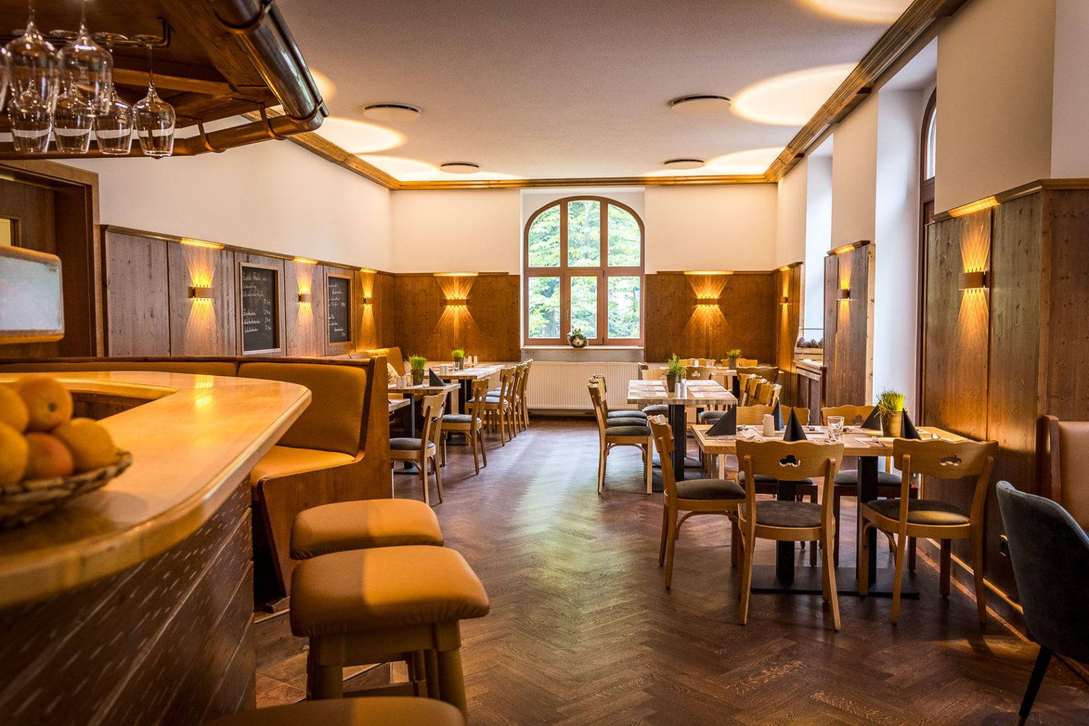 RESTAURANT BERGHOTEL FRIEDRICHSH HE visual data 5